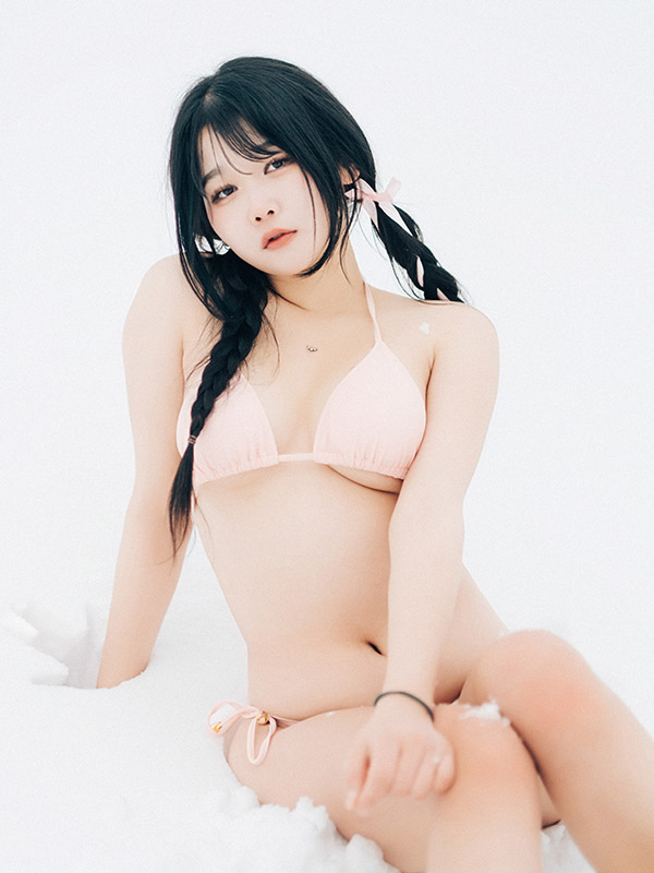 [Yo-U] Zia (지아): Vol.13 Valentine (136 photos + 2 videos) Sexy Girl